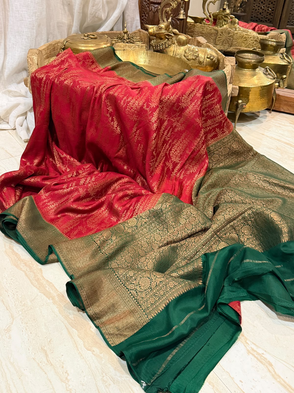 Mysore Brocade Crepe Silk Saree with Antique Zari Weave – Chap Dye