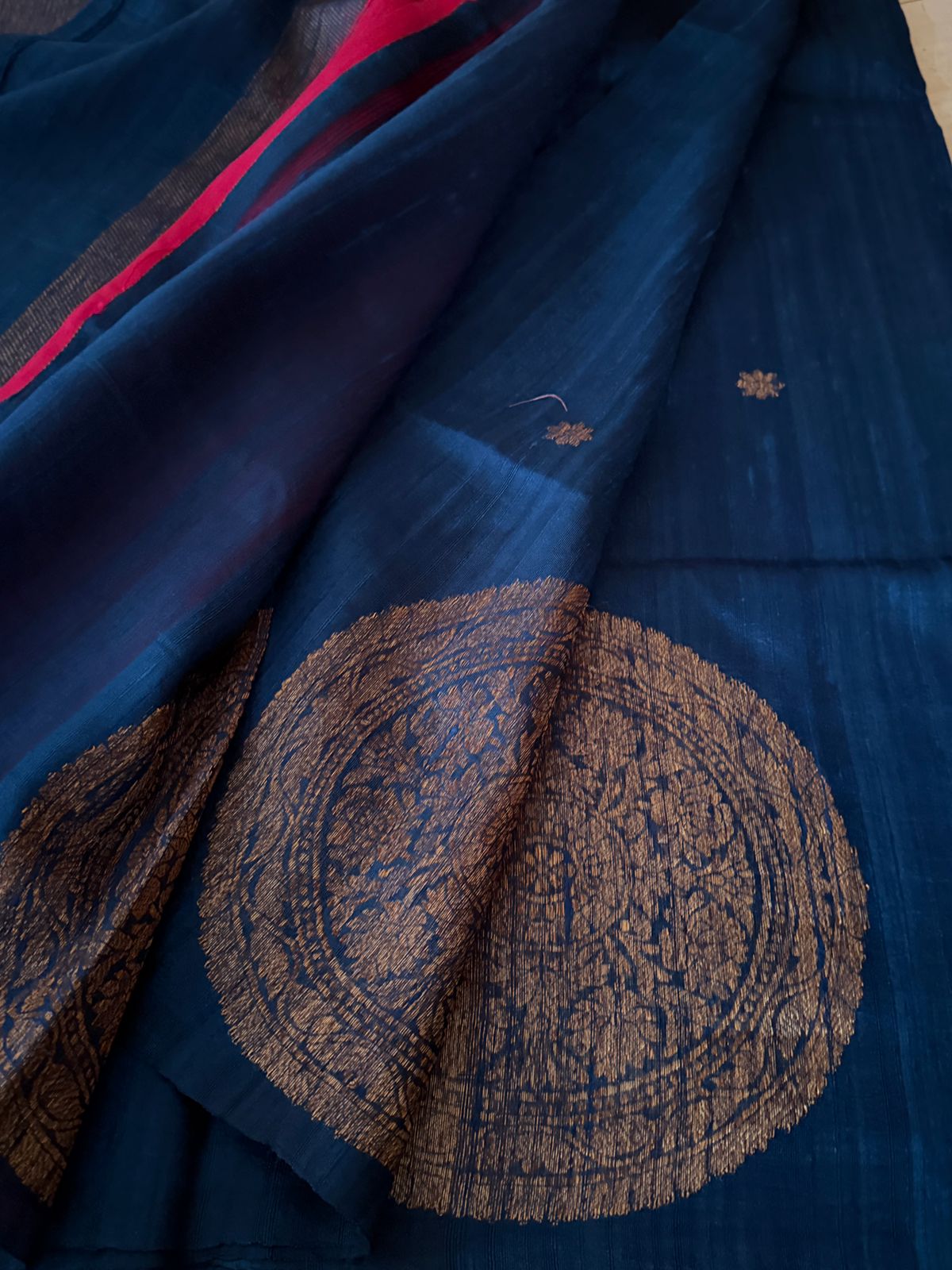 Pure Handloom Tussar Raw Silk Banarasi Saree With Meenakari
