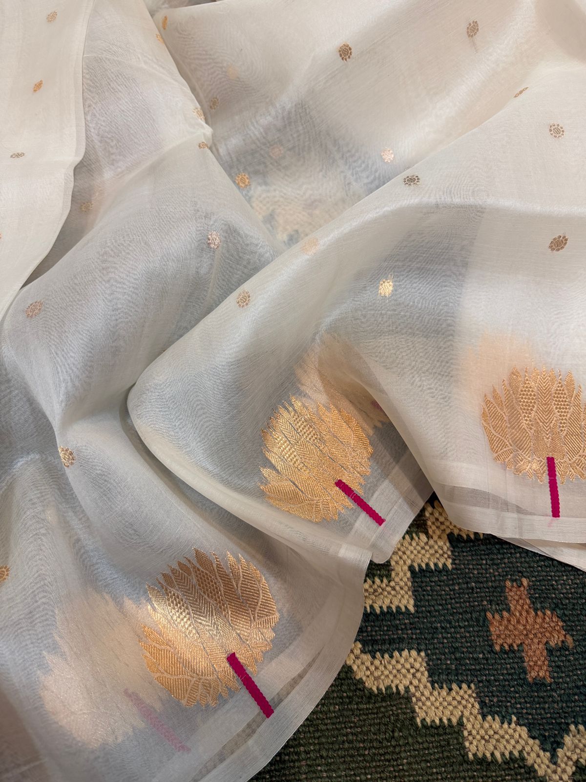 Pure Handloom Kora Banarasi Saree