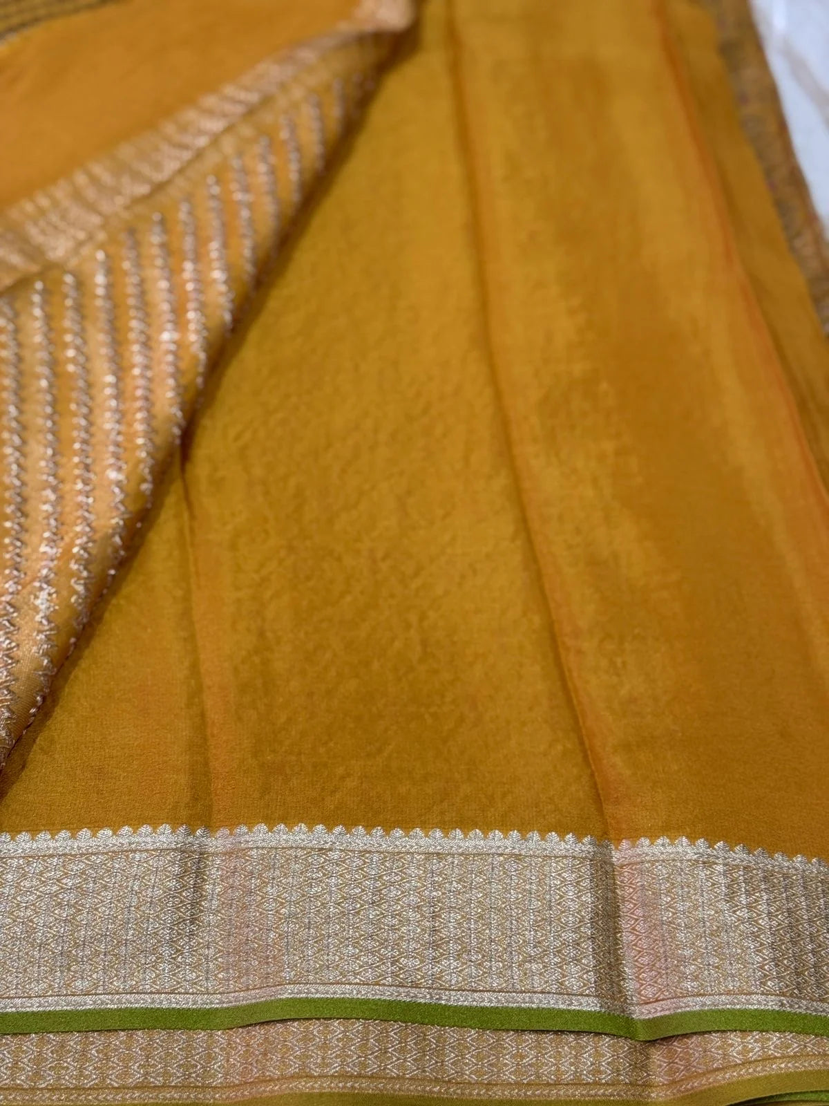 Pure Mysore Brocade Crepe Silk Saree With Meenakari Weave