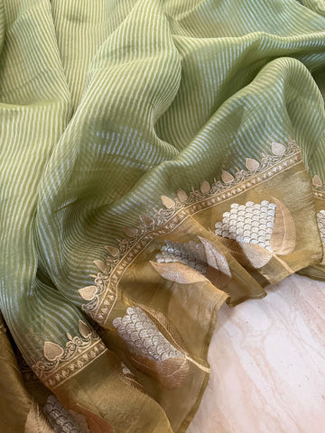 Banarasi Soft Tissue Silk Saree With Embroidery Border & Cross Stitch Blouse Piece