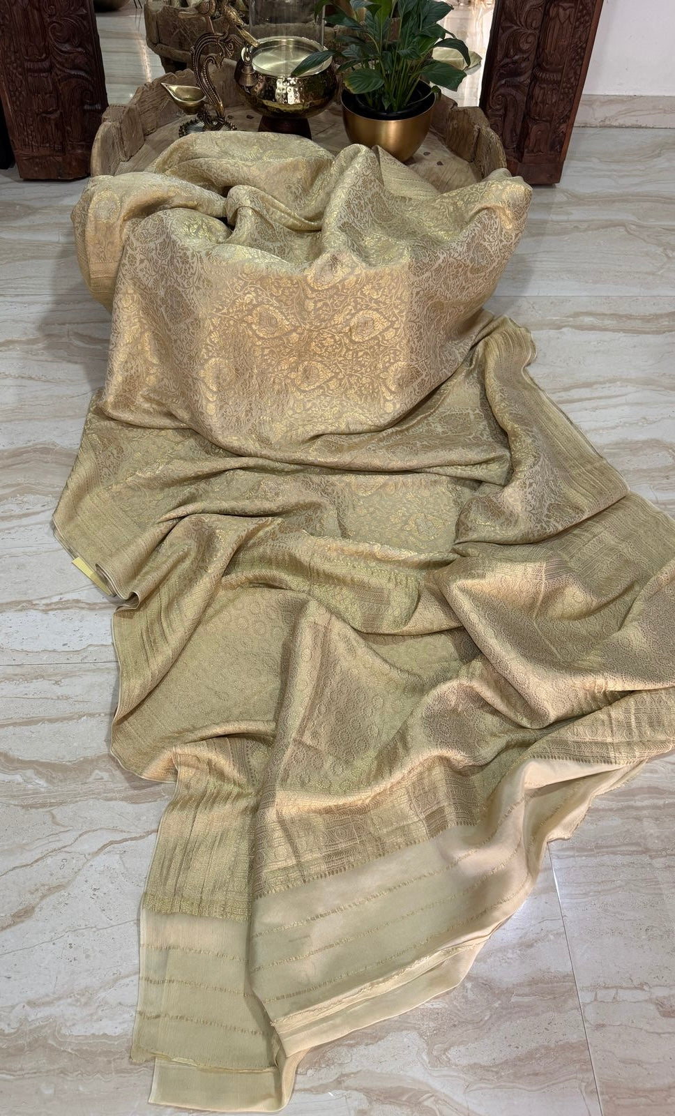 Pure Mysore Brocade Crepe Silk Saree With Zari Weave