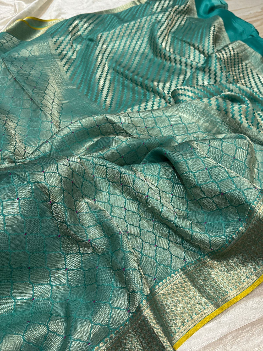 Pure Mysore Brocade Crepe Silk Saree With Antiq Zari Weave