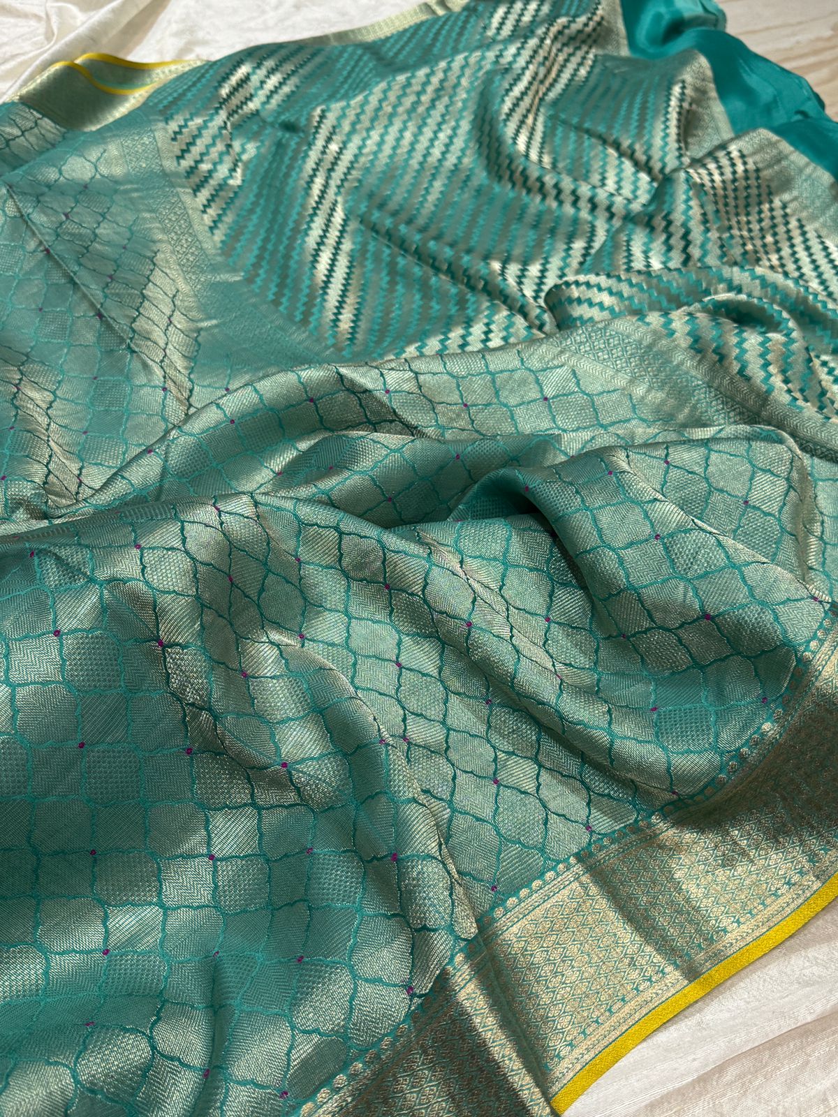Pure Mysore Brocade Crepe Silk Saree With Antiq Zari Weave