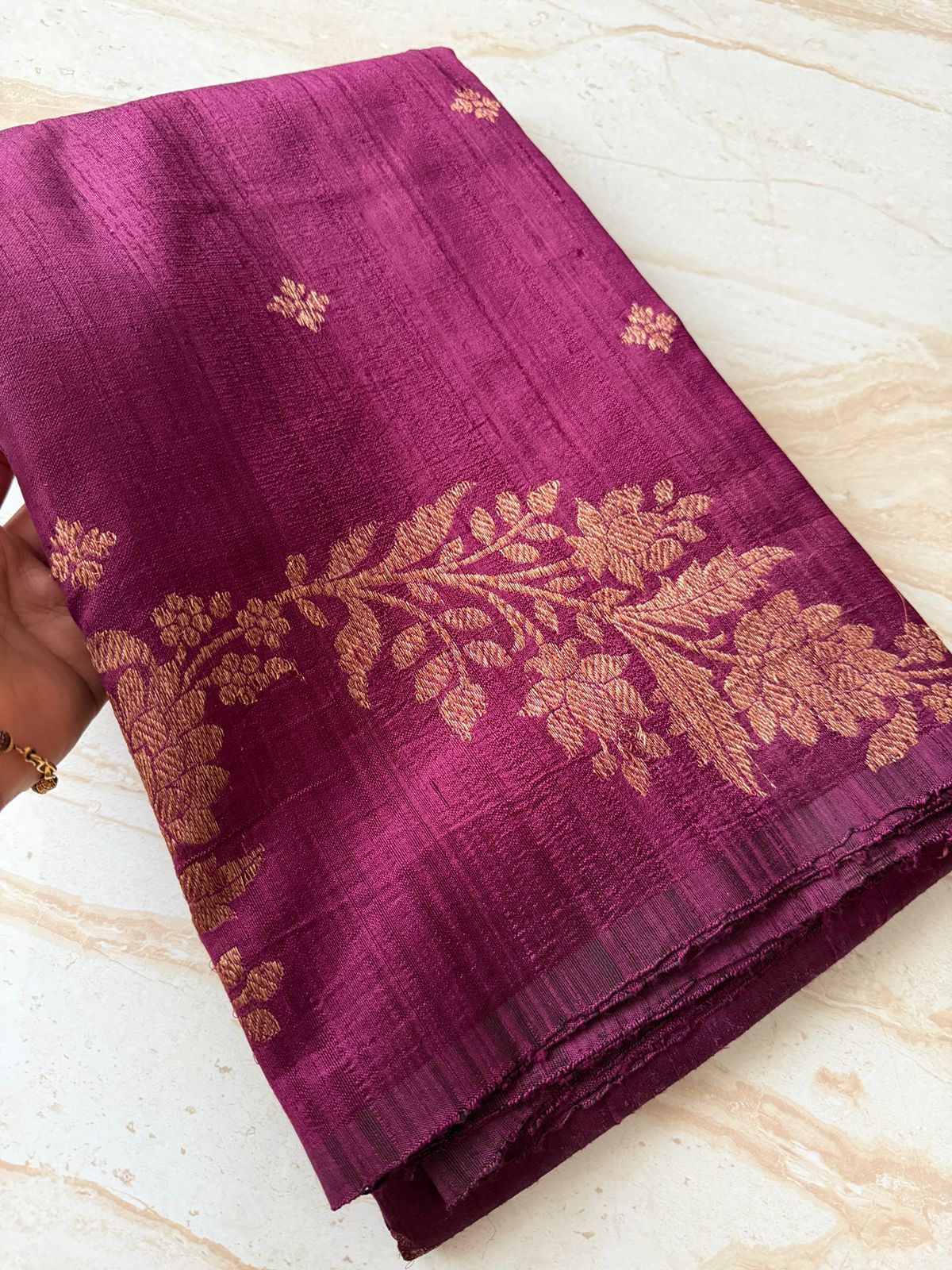 Beautiful Shade Of Dupion Raw Silk Banarasi Saree with Zari Weave All Over