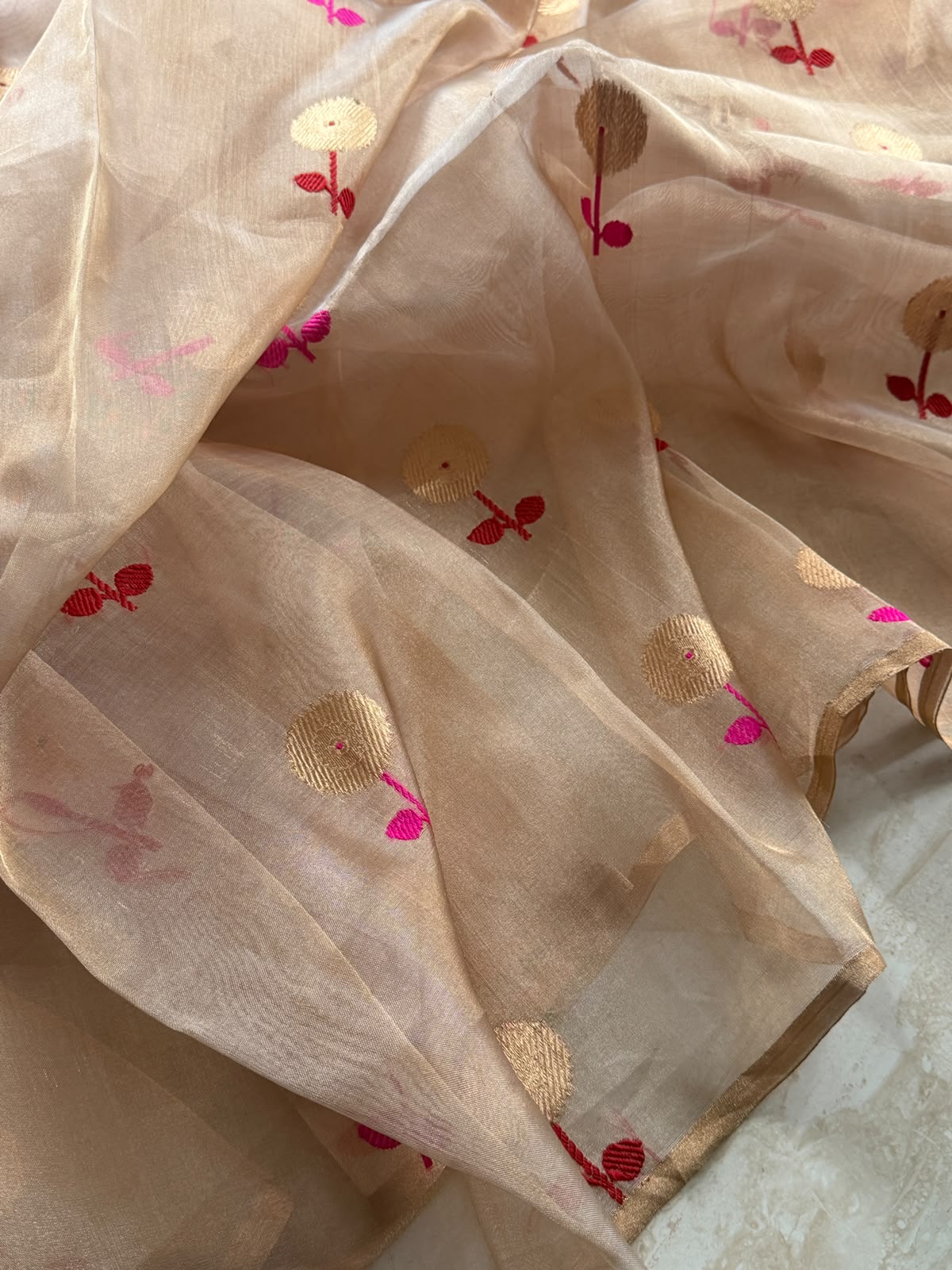 Banarasi Soft Tissue Silk Saree With Meenakari Butta