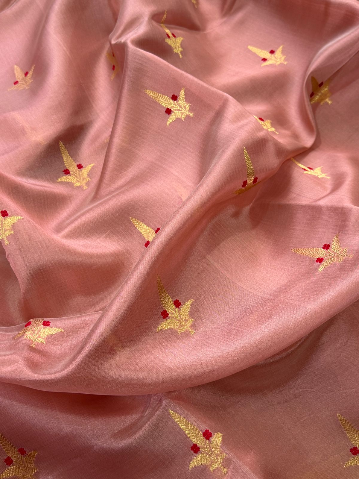 Pure Handloom Chanderi Pattu Soft Silk Saree with Meenakari Butta