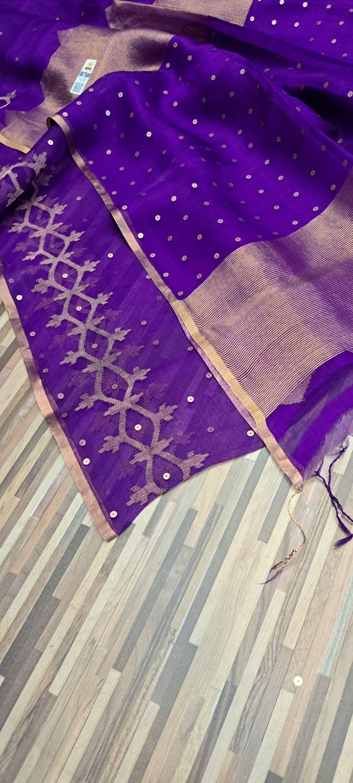 Pure Resham Silk Saree With Jamdani Weave