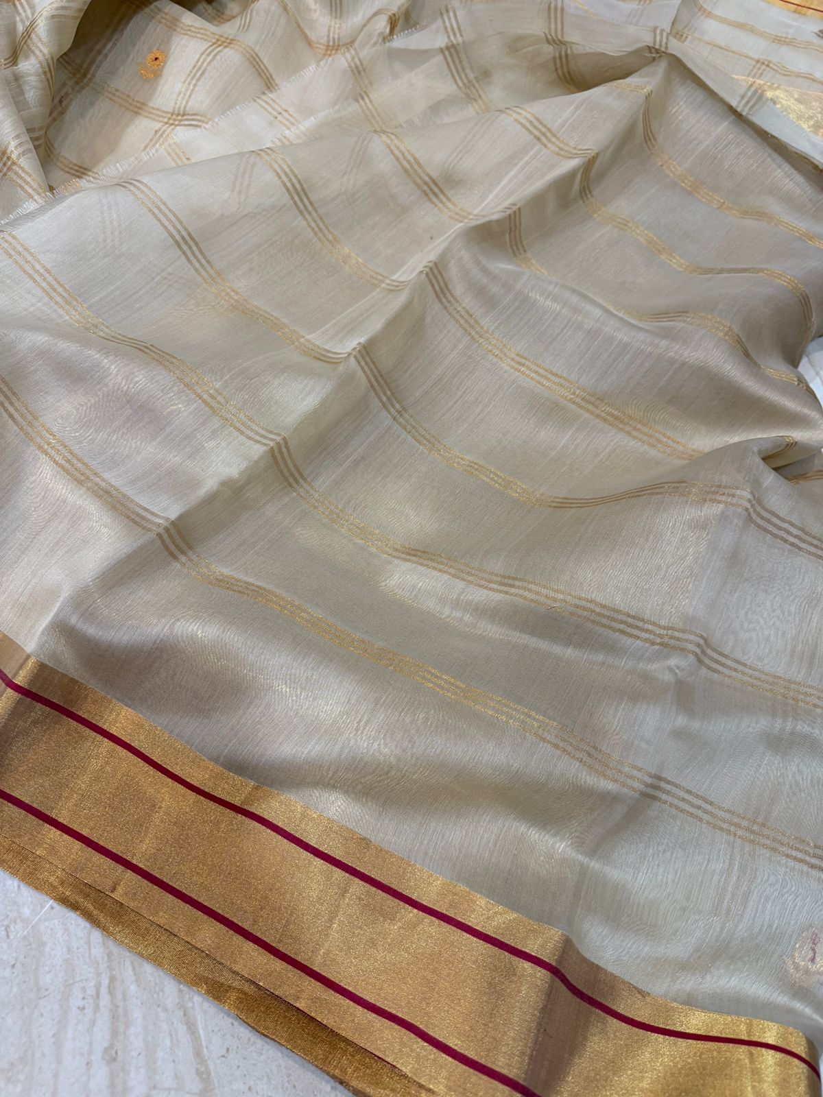 Chanderi Blend Silk Cotton Saree With Zari Weave