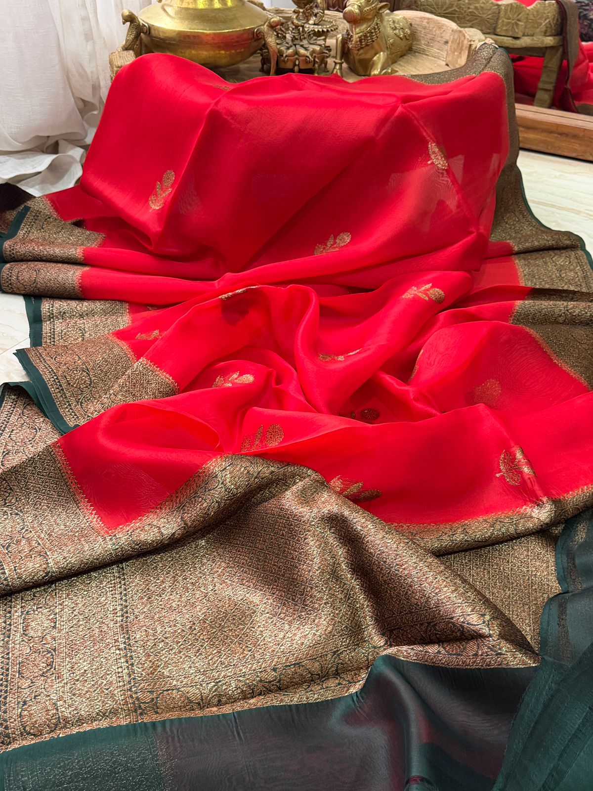 Pure Handloom Kora Banarasi Saree