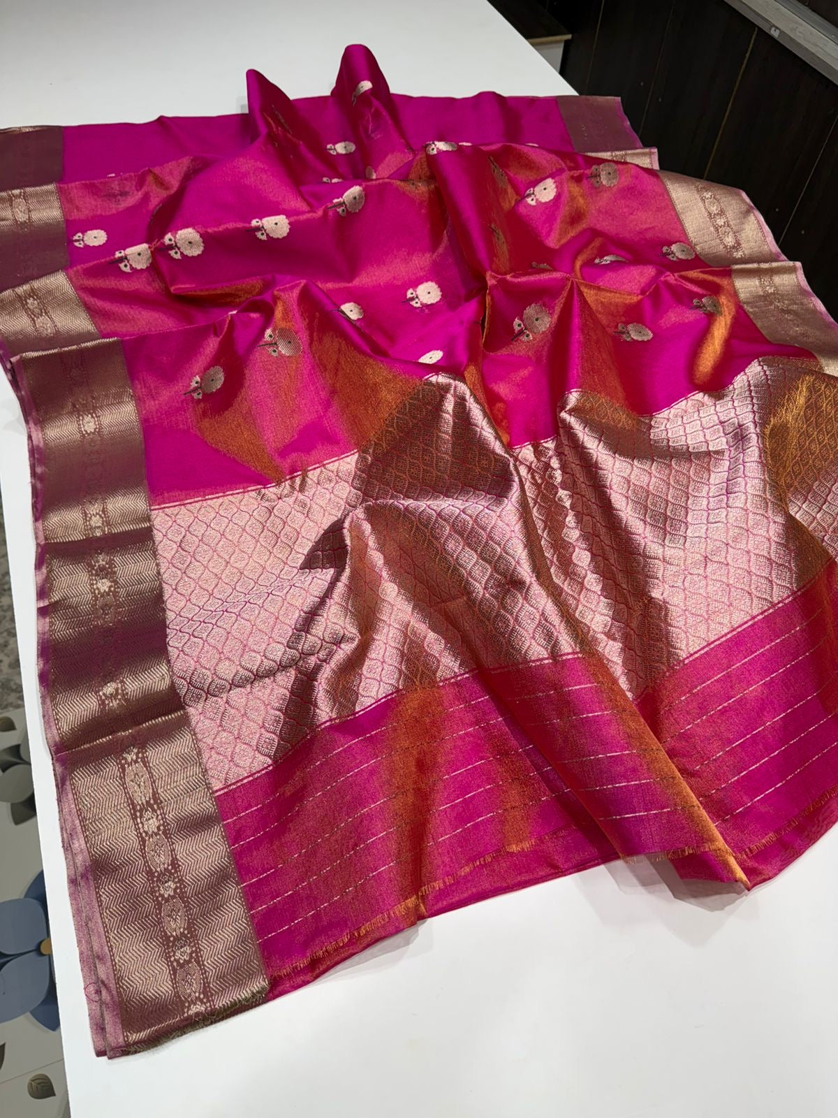 Pure Handloom Chanderi Tissue Pattu Soft Silk Saree