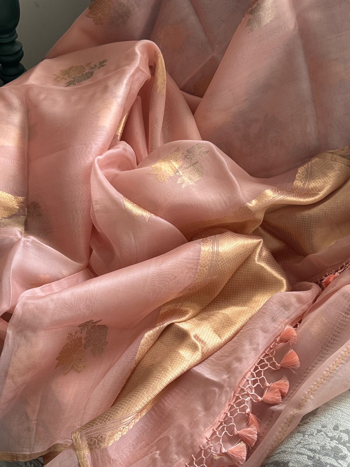 Pure Handloom Kora Banarasi Sona Rupa Zari Weave