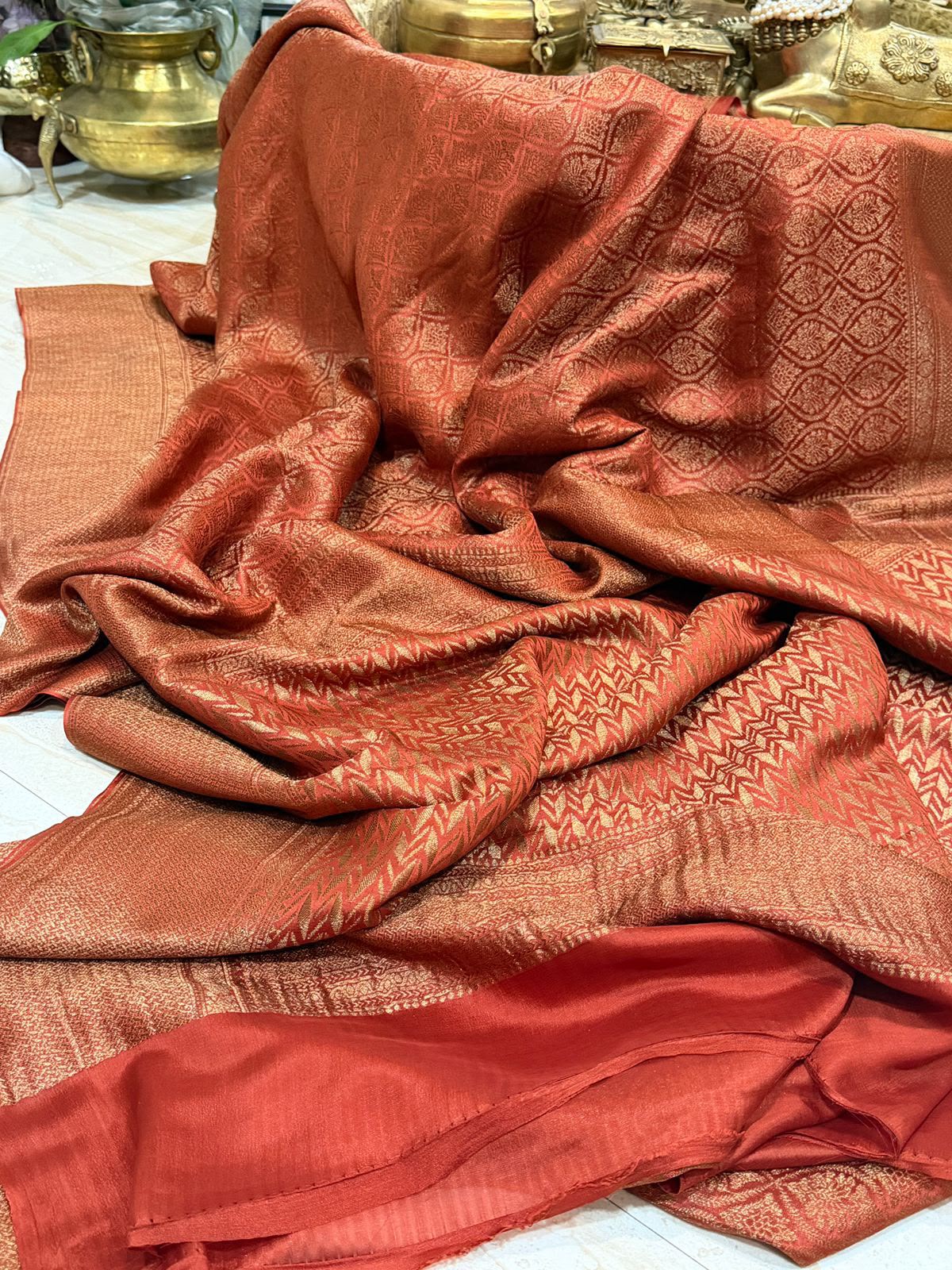 Pure Mysore Brocade Crepe Silk Saree With Antiq Zari Weave
