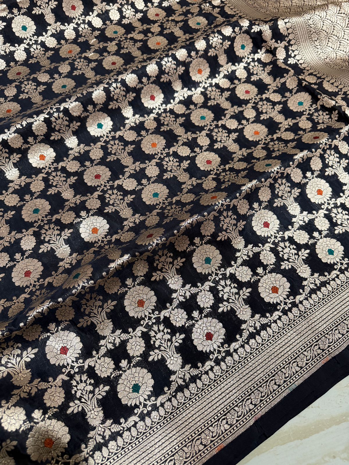 Pure Handloom Katan Banarasi Meenakari Weave