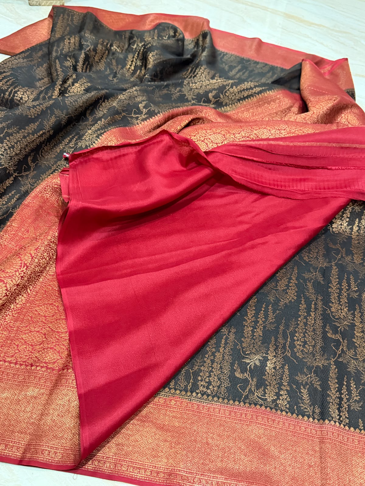 Mysore Brocade Crepe Silk Saree with Antique Zari Weave – Chap Dye