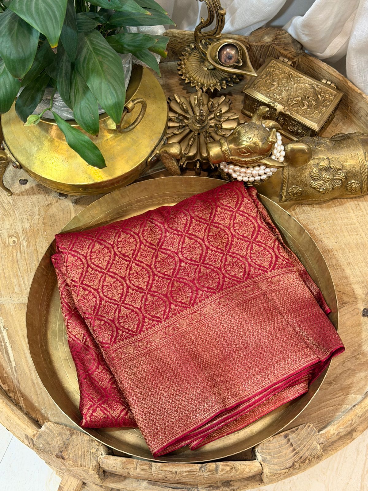 Pure Mysore Brocade Crepe Silk Saree With Antiq Zari Weave (Maroon)