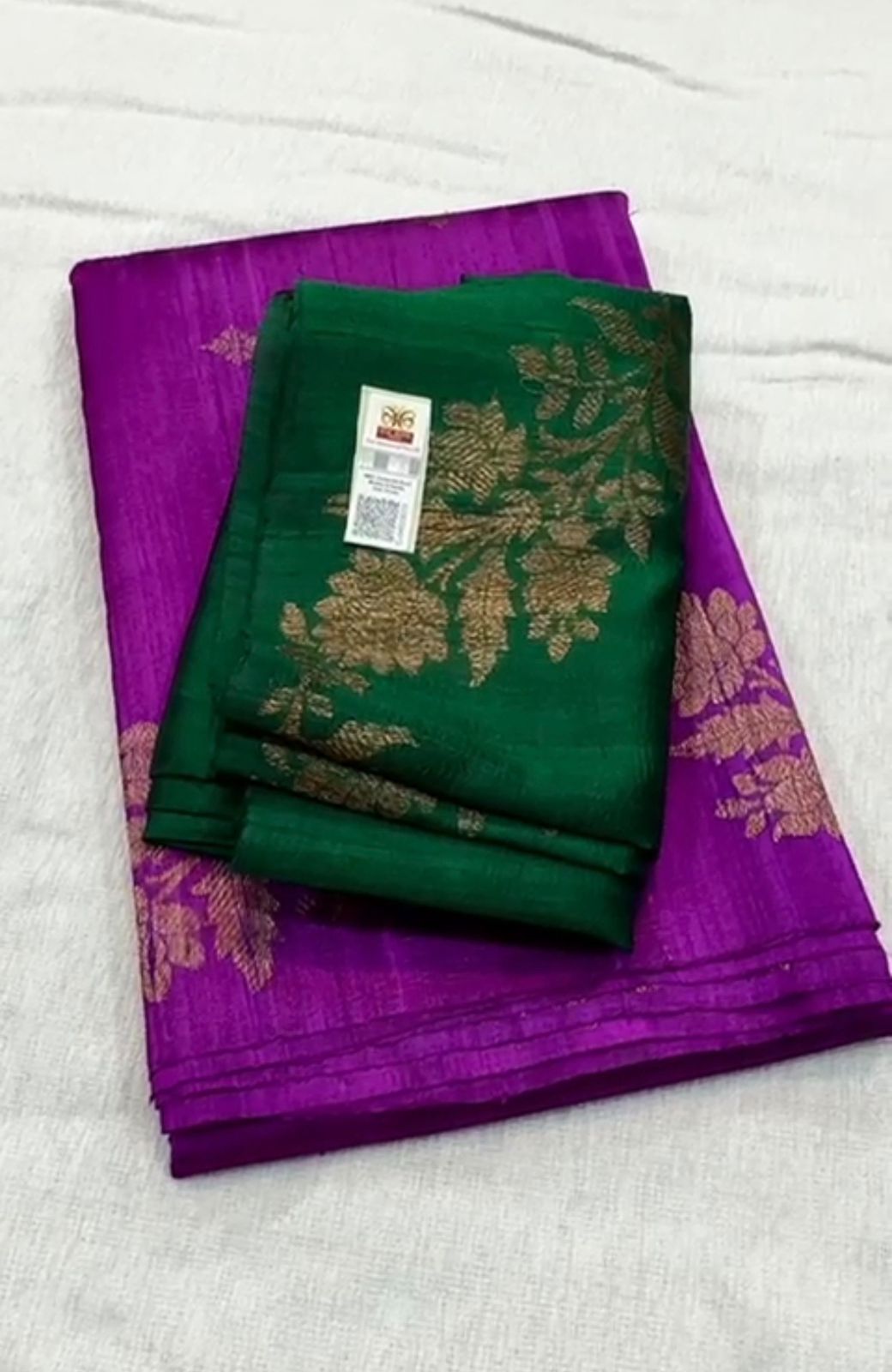 Beautiful Shade Of Dupion Raw Silk Banarasi Saree with Zari Weave All Over
