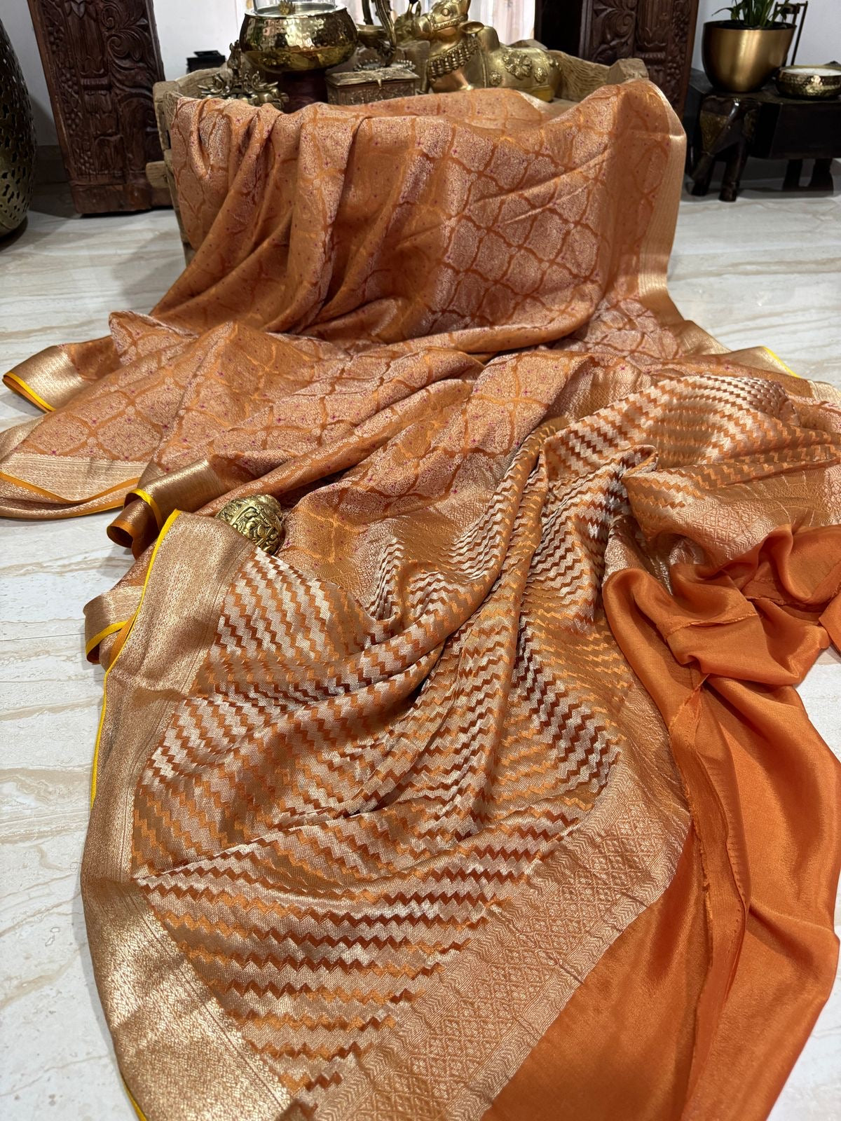 Pure Mysore Brocade Crepe Silk Saree With Meenakari Weave