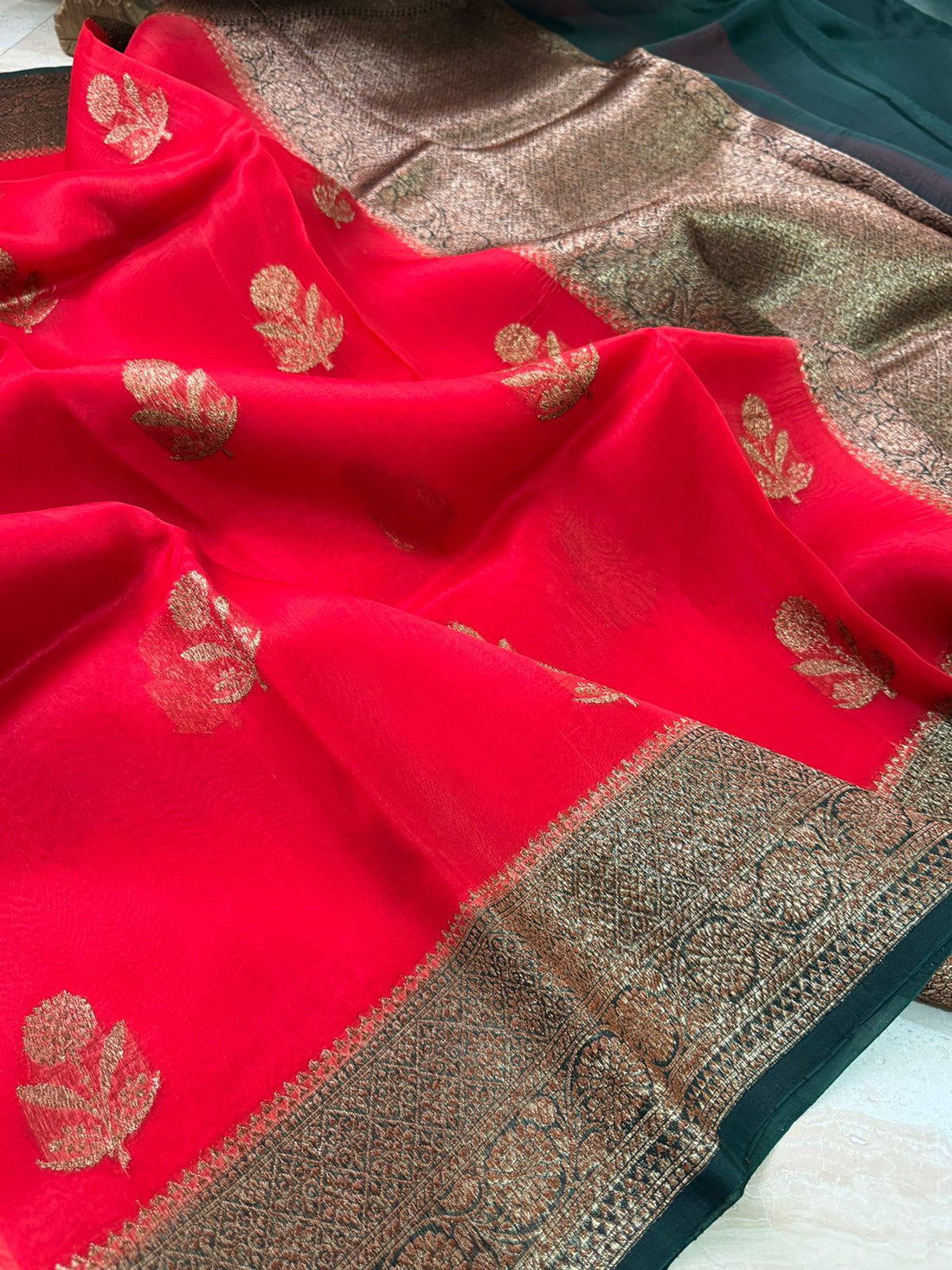 Pure Handloom Kora Banarasi Saree