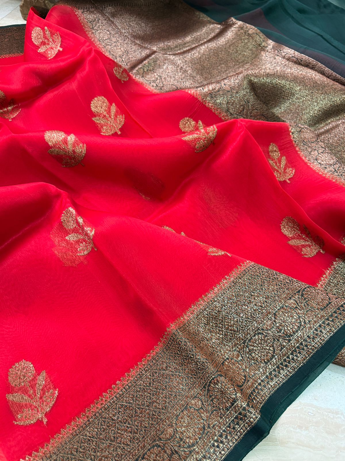 Pure Handloom Kora Banarasi Saree