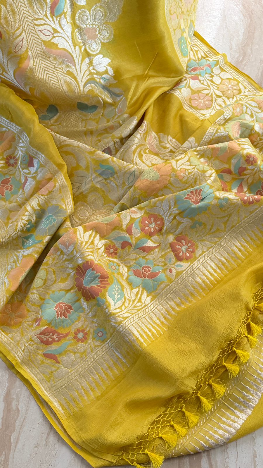 Tussar Georgette Handloom Banarasi Saree -with Tilfi Meenakari