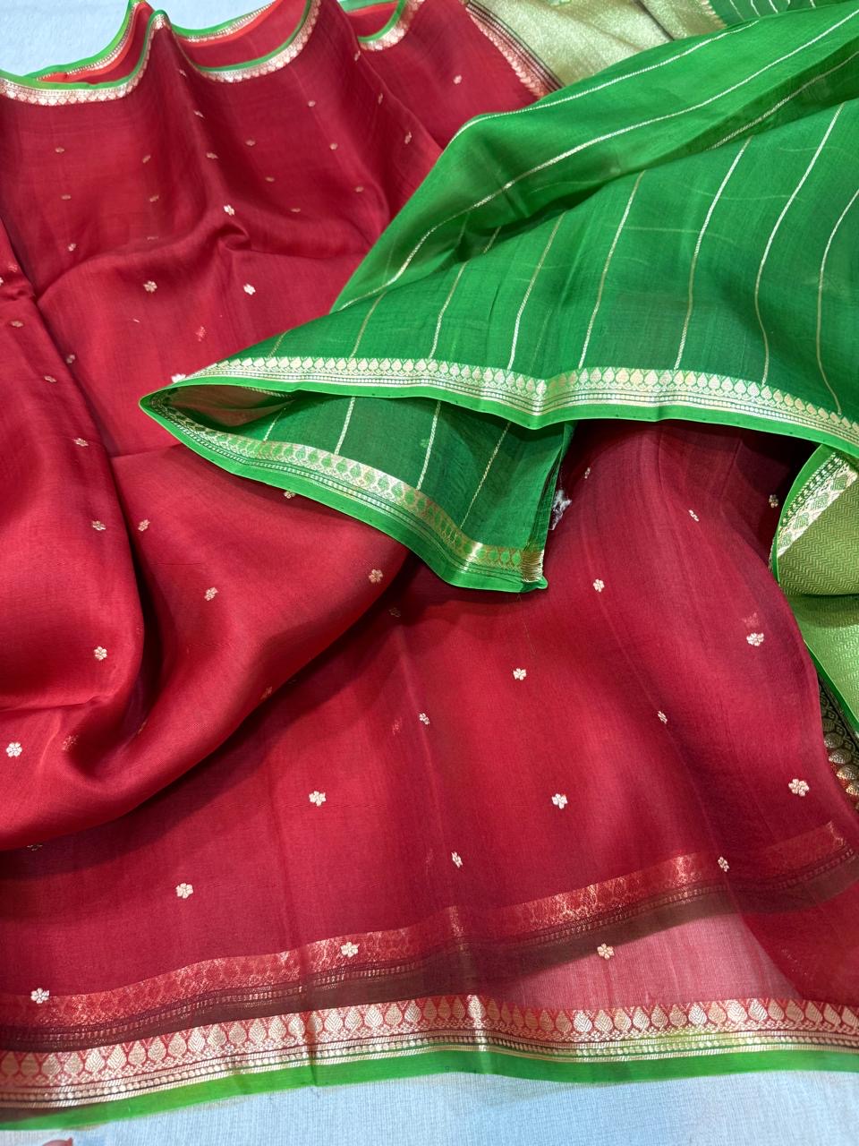 Pure Handloom Kora Banarasi Saree With Zari Weave