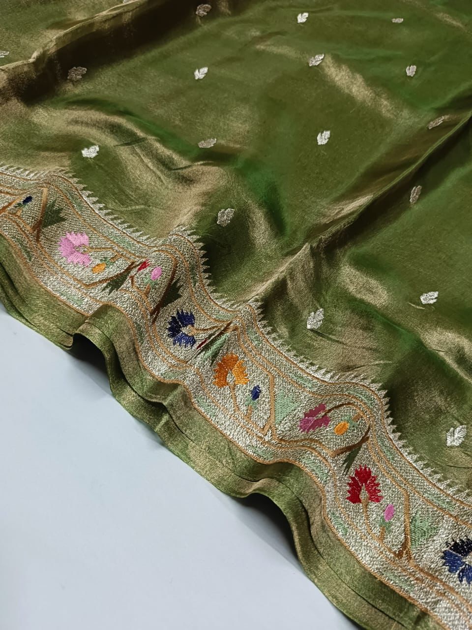 Banarasi Soft Tissue Paithani Border Saree