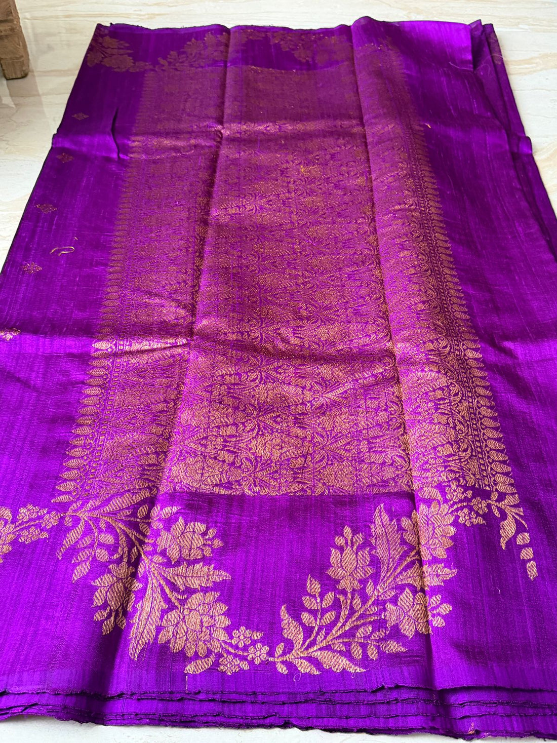 Beautiful Shade Of Dupion Raw Silk Banarasi Saree with Zari Weave All Over