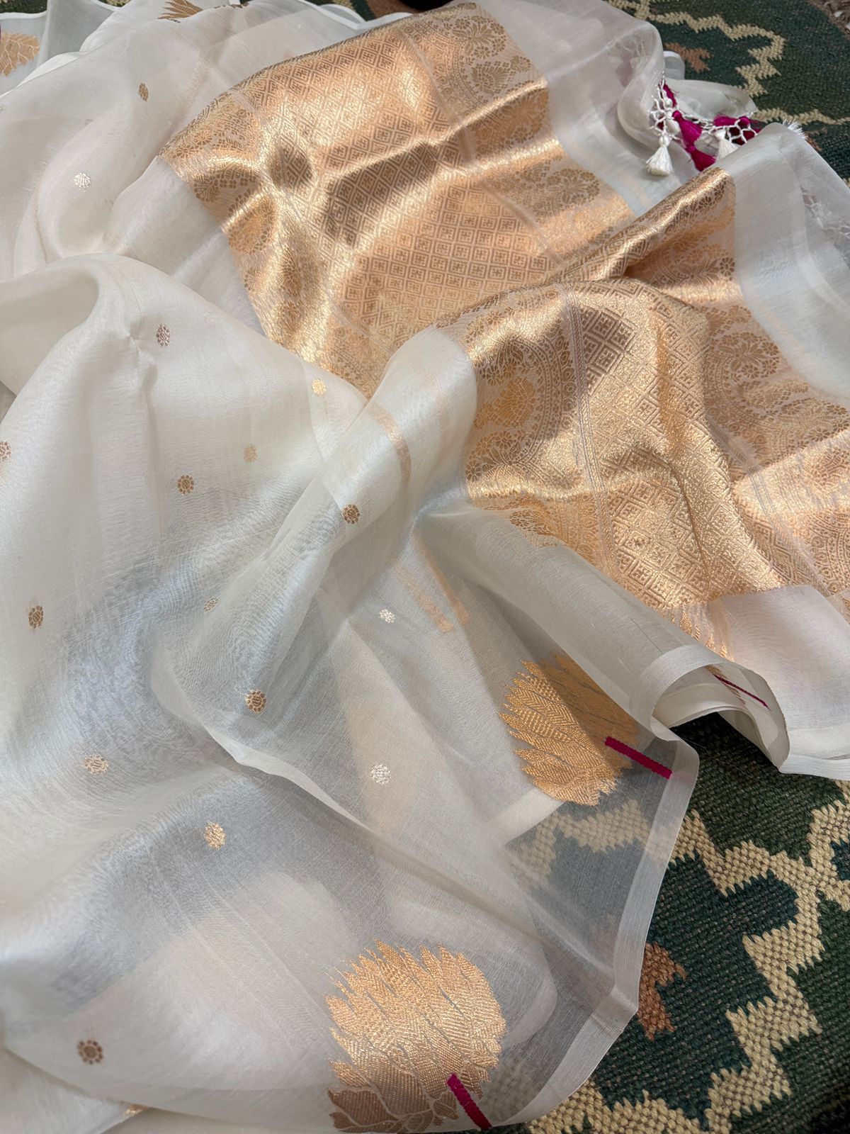 Pure Handloom Kora Banarasi Saree