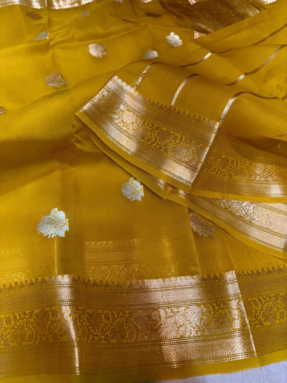 Pure Handloom Kora Banarasi Saree