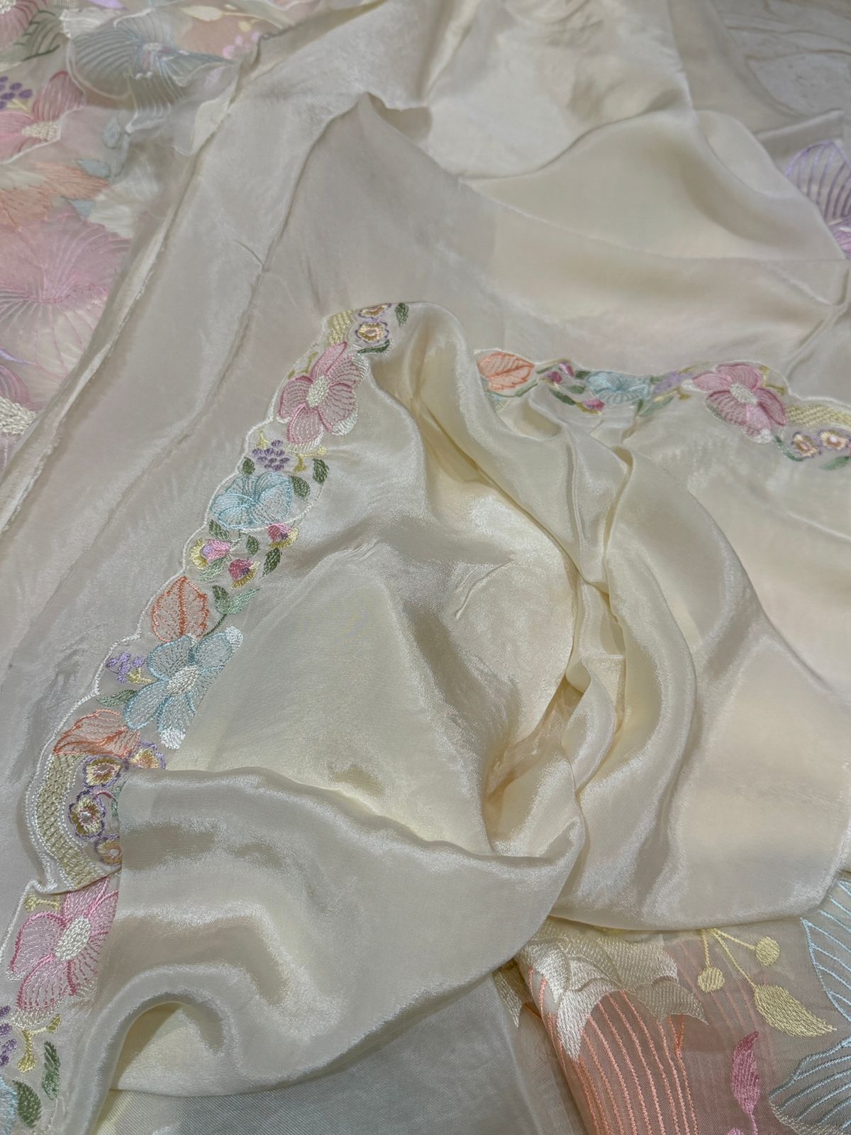 Pure Organza Silk Saree With Intricate Appliqué Work