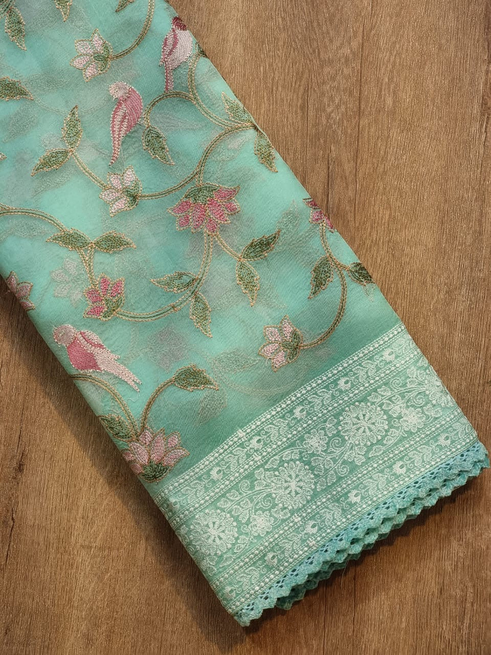P ure Organza Silk Saree With Katha Machine Chikankari , Border with velvet lace
