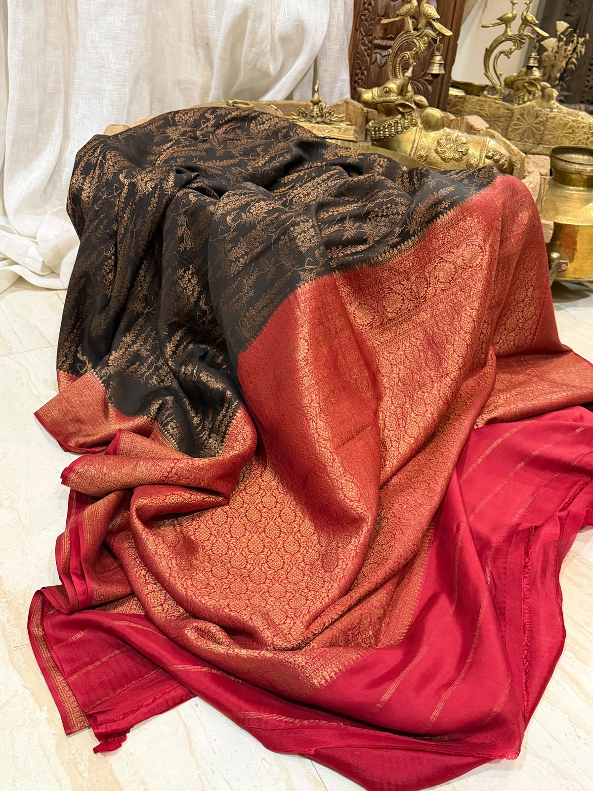 Mysore Brocade Crepe Silk Saree with Antique Zari Weave – Chap Dye