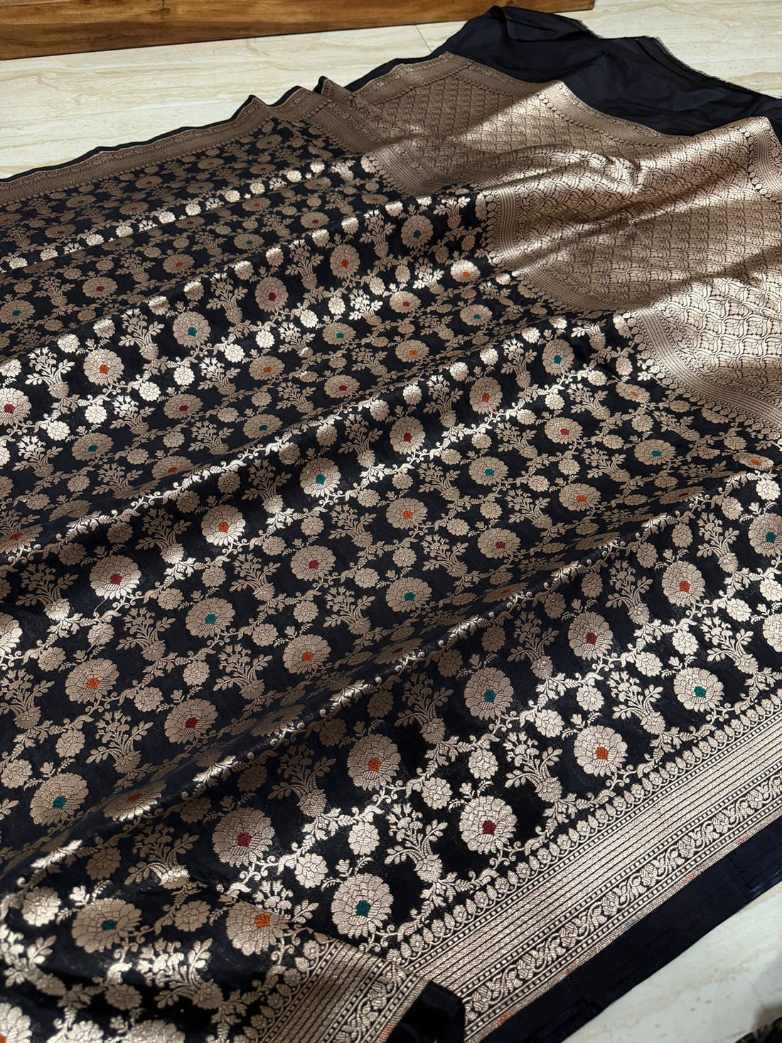 Pure Handloom Katan Banarasi Meenakari Weave