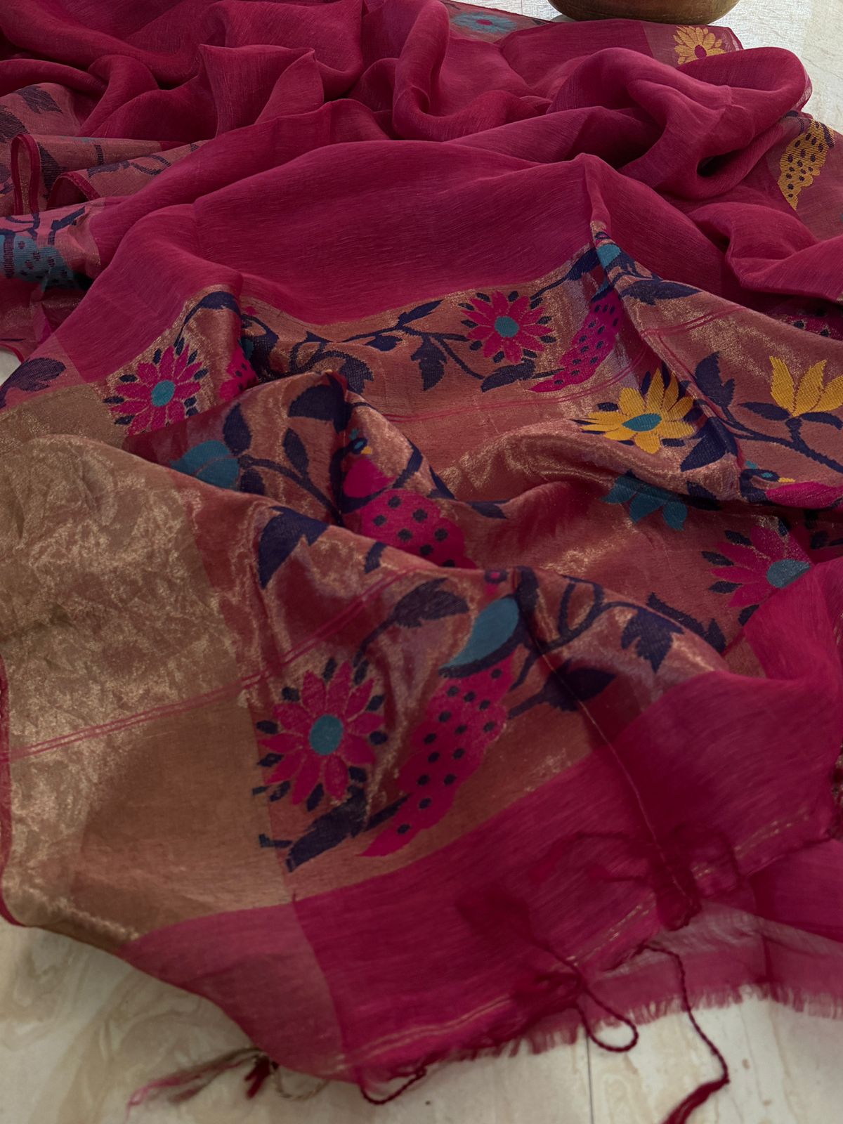 Pure Handloom Linen Silk Tissue Border and Pallu with Paithani Weave