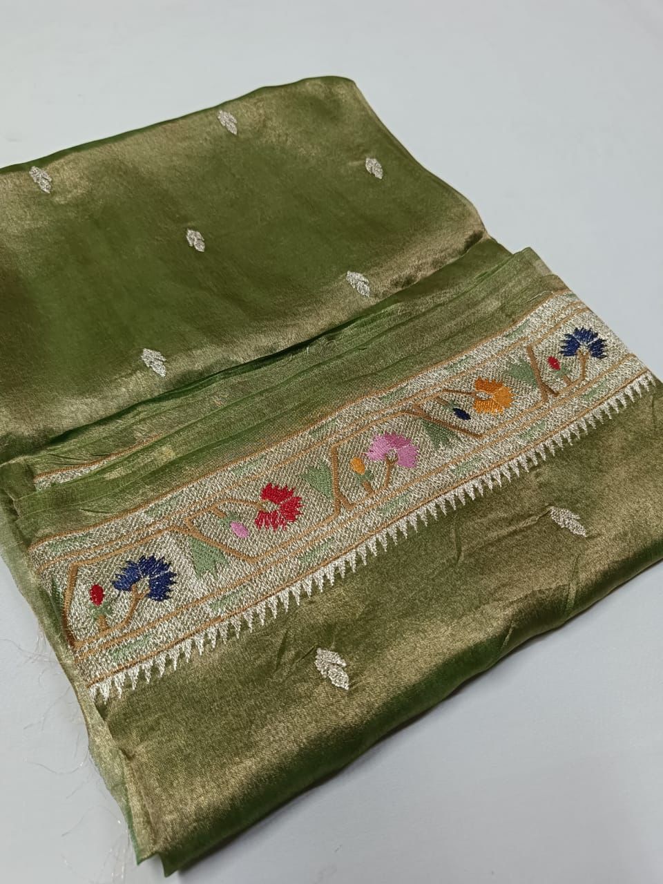 Banarasi Soft Tissue Paithani Border Saree