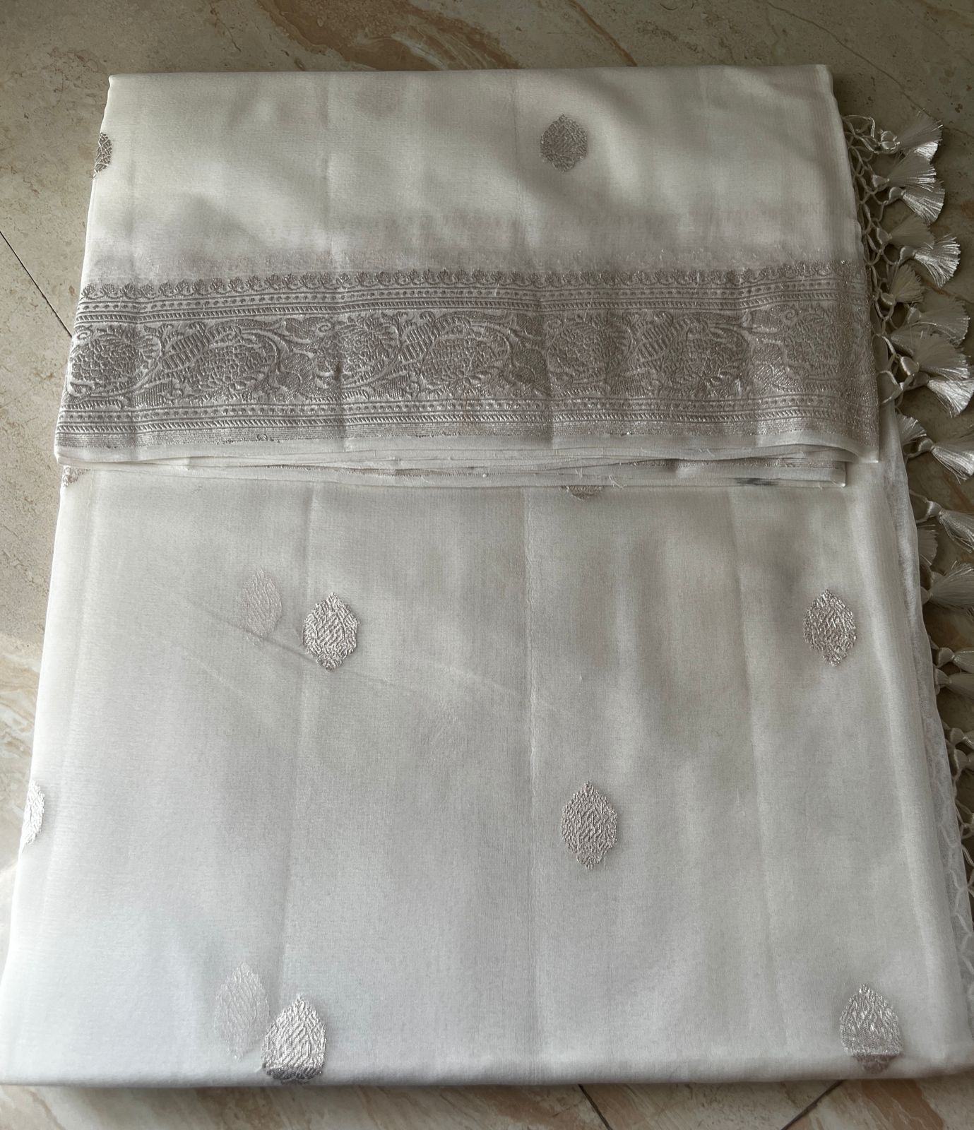 Pure Hamdloom Khaddi Chiffon Banarasi Saree With Silver Zari Woven All over