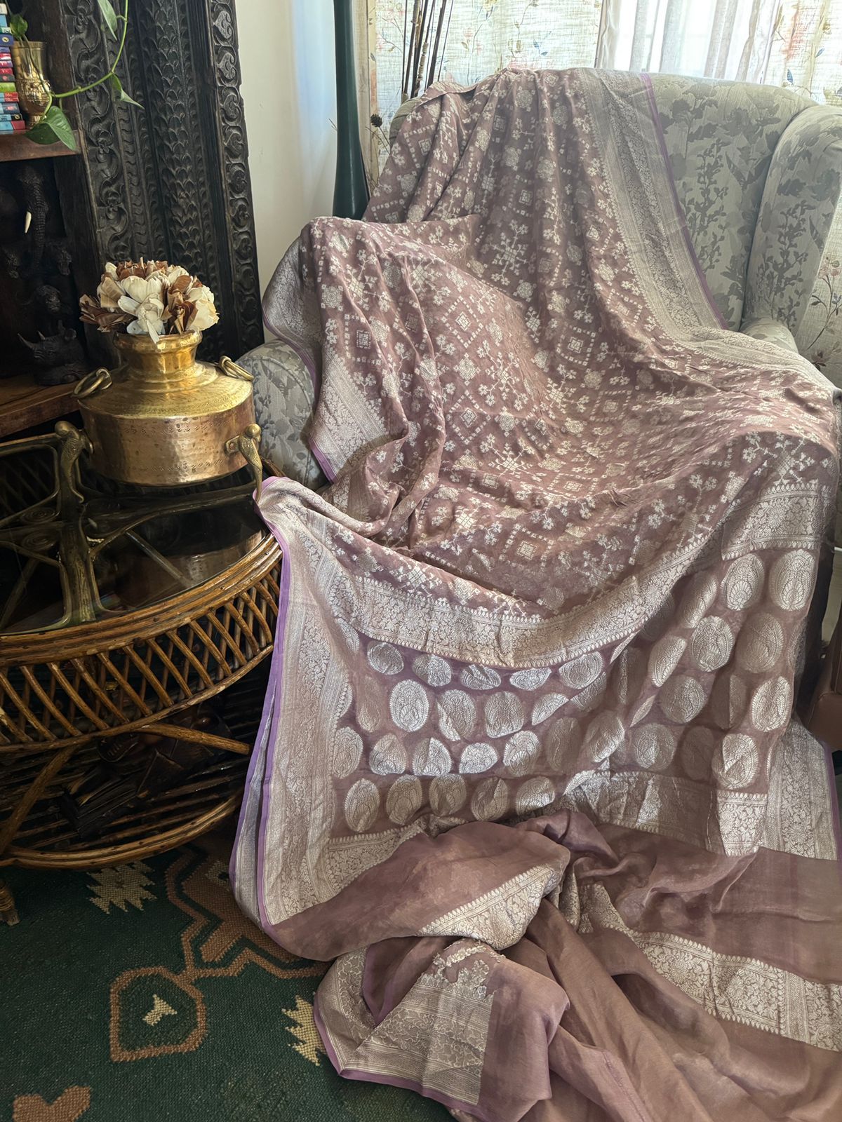Banarasi Tissue Georgette Saree With Platinum Zari Weave