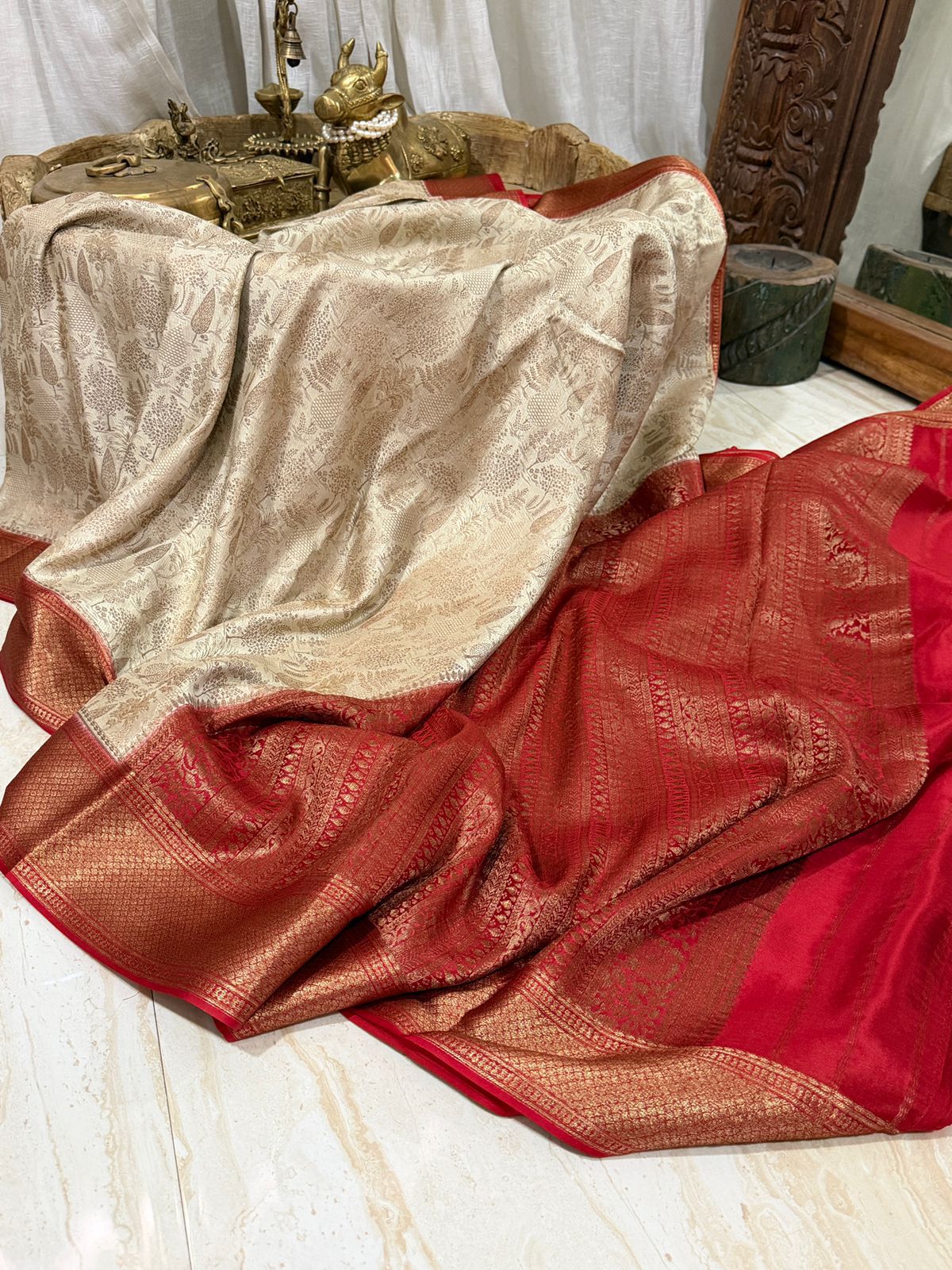 Pure Mysore Brocade Crepe Silk Saree With Antiq Zari Weave