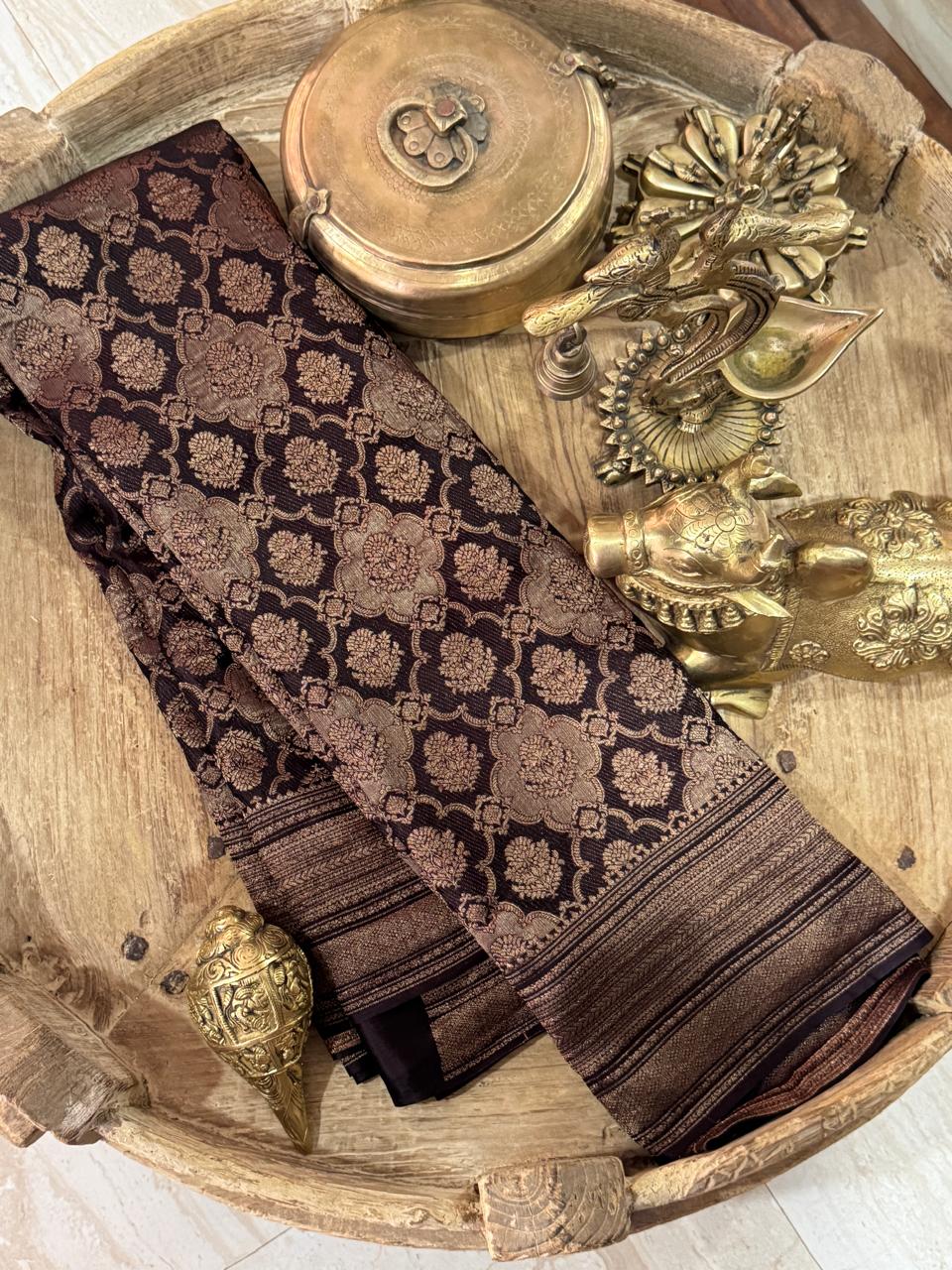 Pure Mysore Brocade Crepe Silk Saree With Antiq Zari Weave