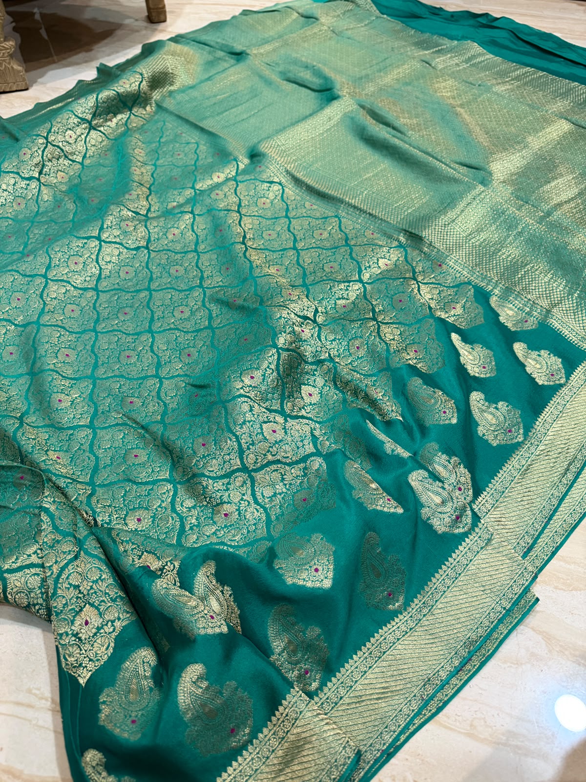 Pure Mysore Brocade Crepe Silk Saree With Meenakari Weave