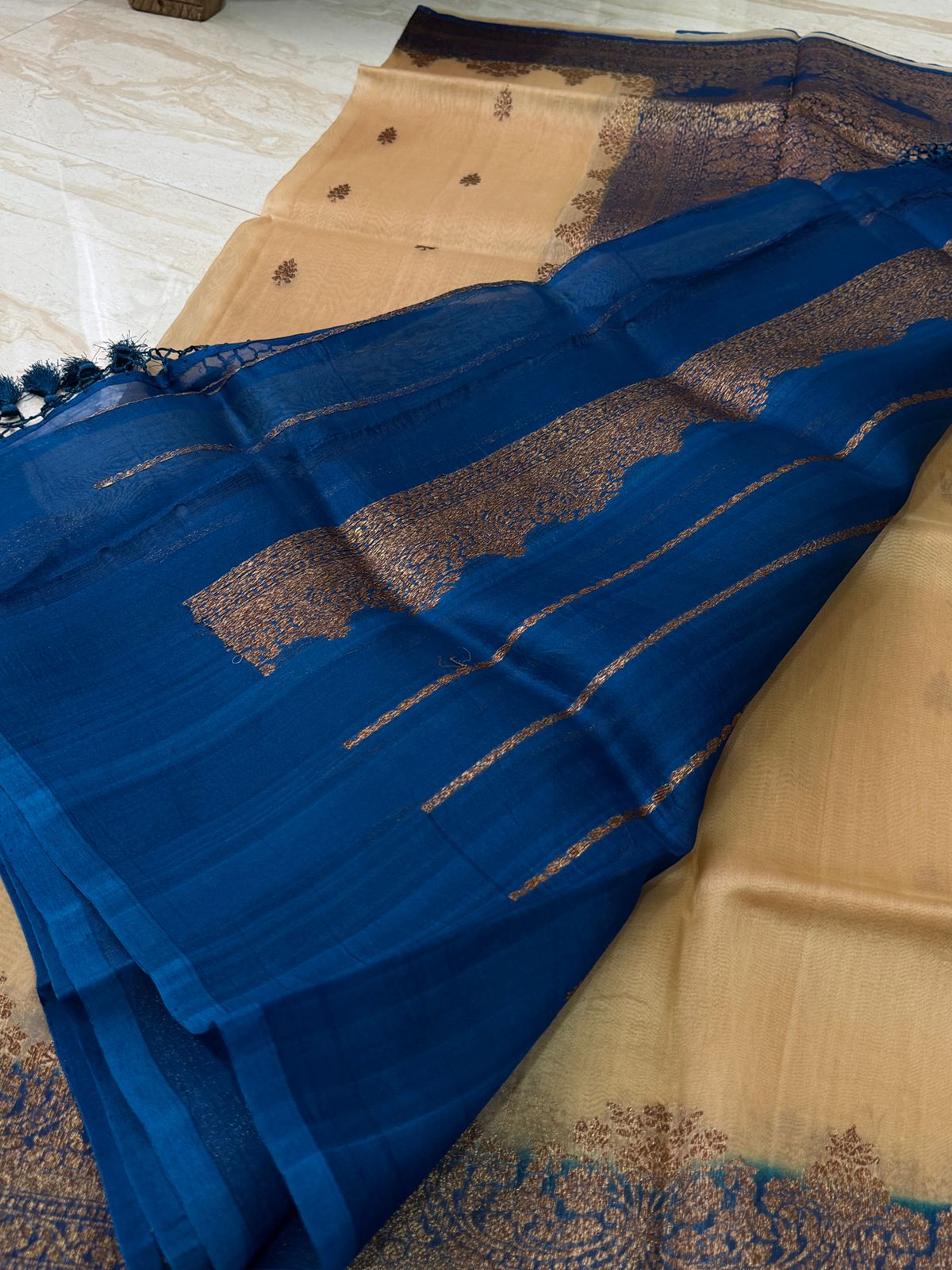 Pure Handloom Kora Banarasi Saree