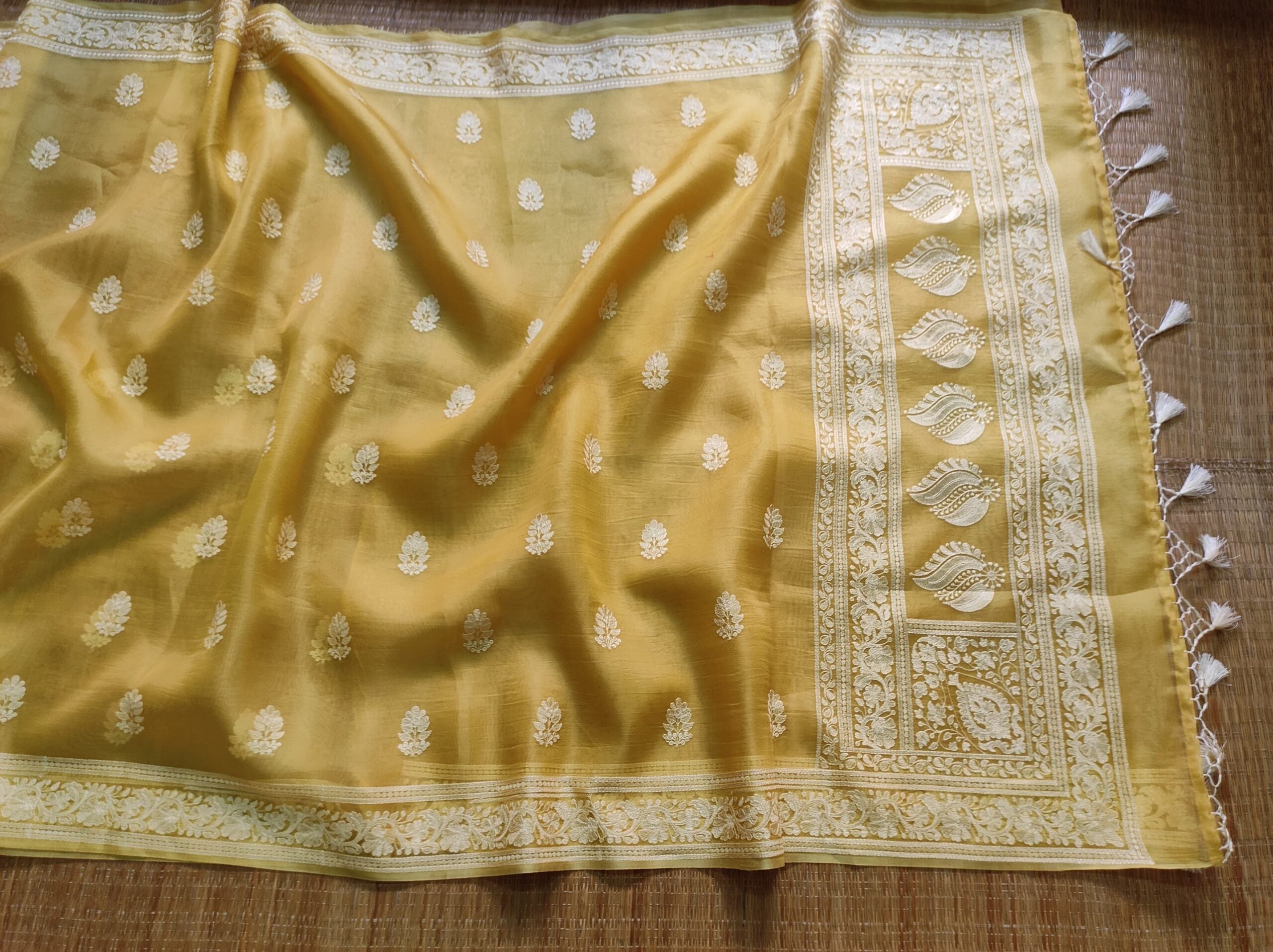 Pure Organza Silk Saree With Machine Embroidery Work All Over