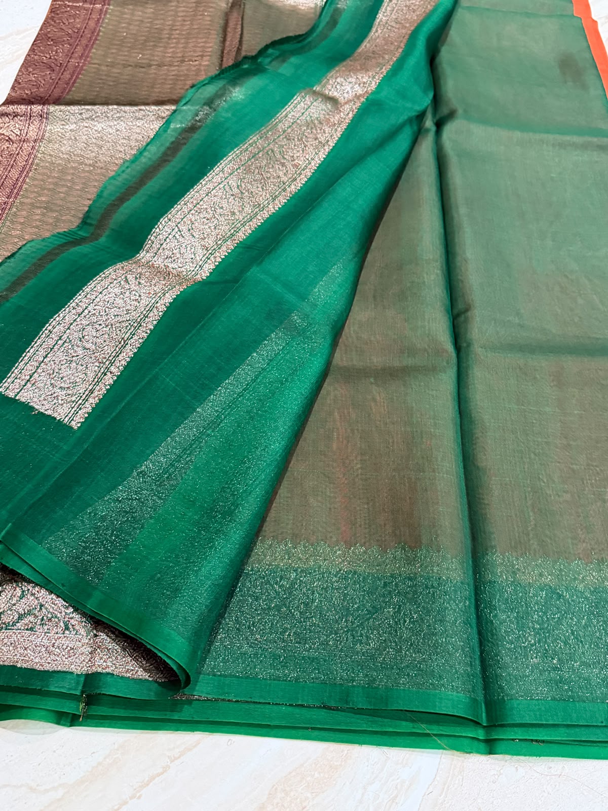 Pure Handloom Kora Banarasi Antiq Zari Weave