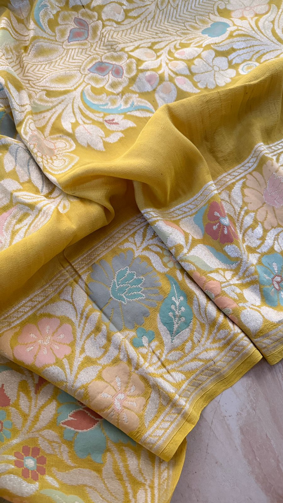 Tussar Georgette Handloom Banarasi Saree -with Tilfi Meenakari