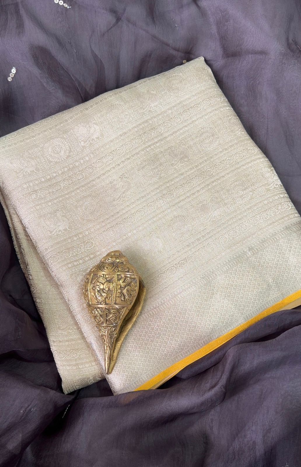 Pure Mysore Brocade Crepe Silk Saree With Platinum Zari Weave