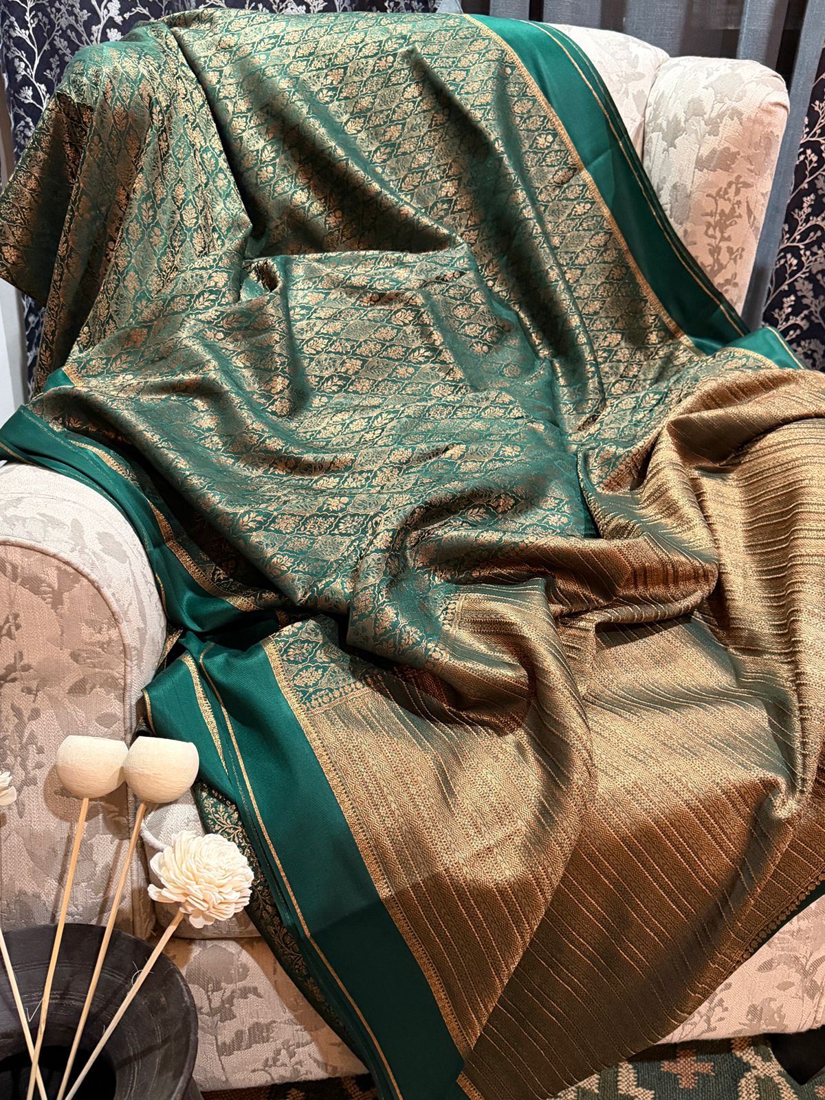 Pure Mysore Brocade Crepe Silk Saree With Antiq Zari Weave