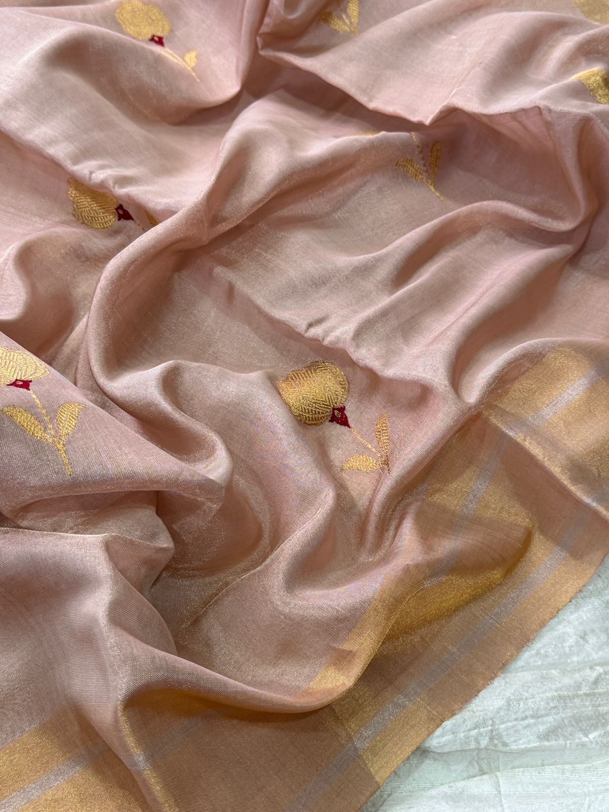 Chanderi Pattu Tissue Silk Saree with Ek Naliya Weave Butta