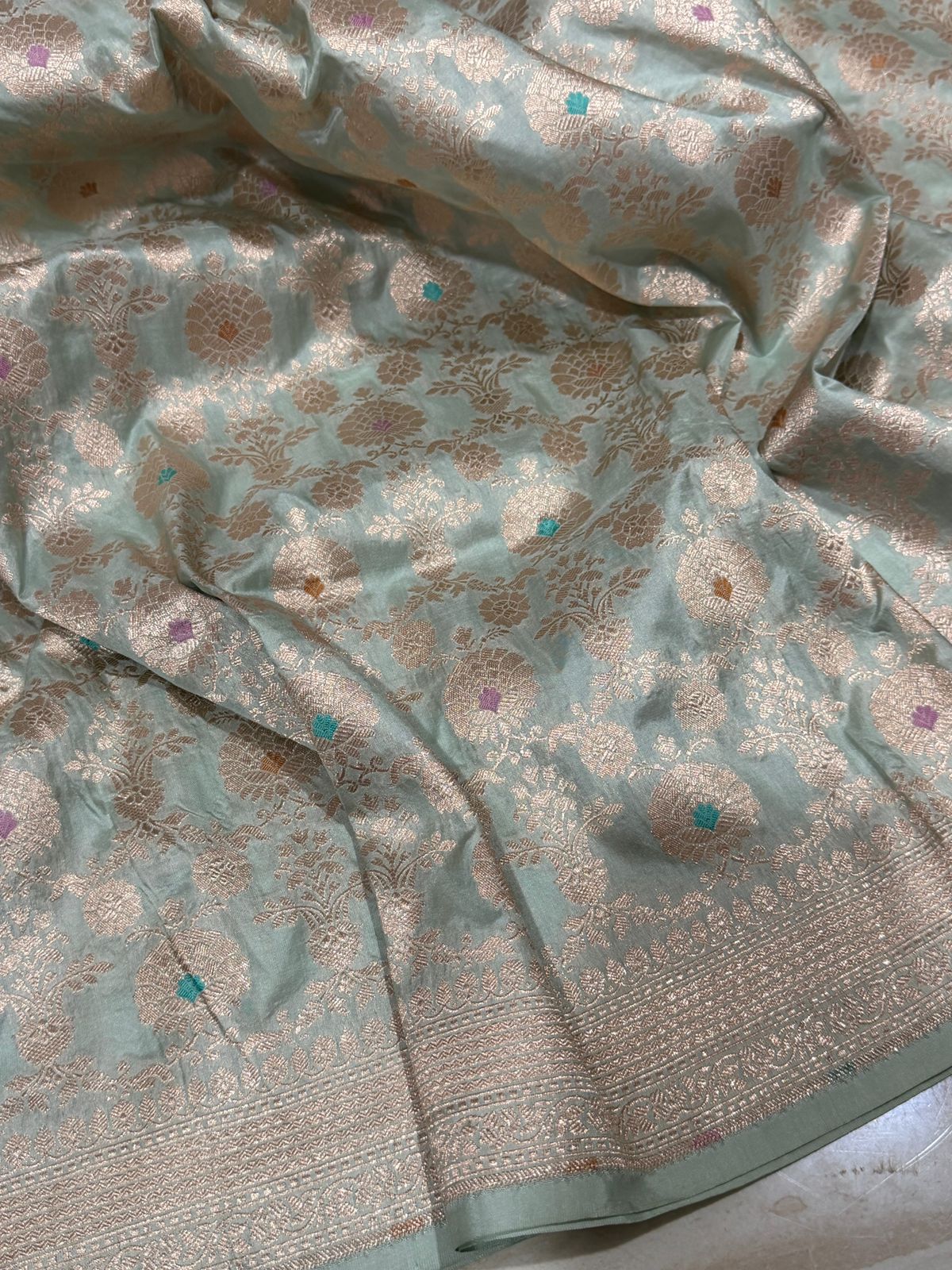 Pure Handloom Katan Banarasi Meenakari Weave