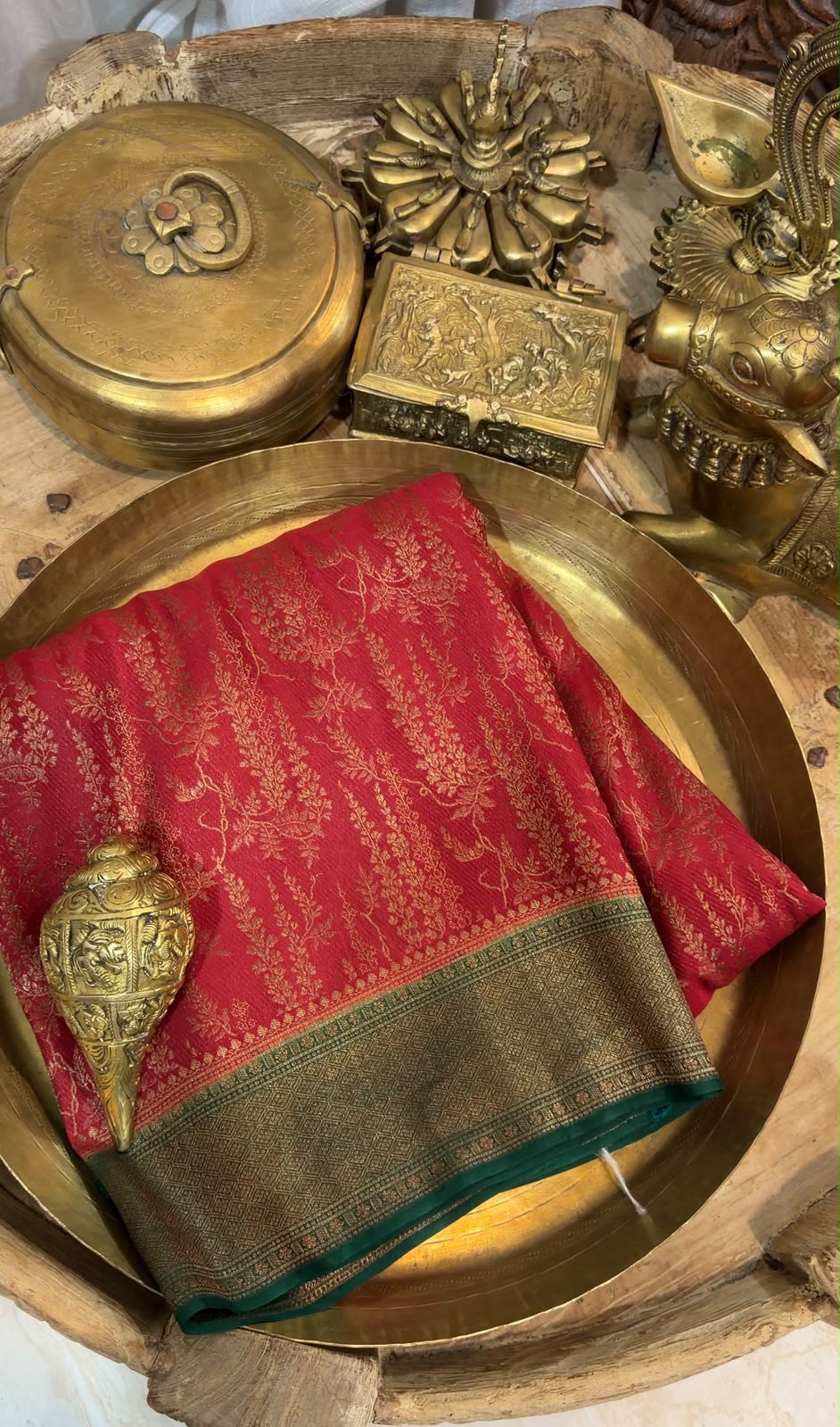 Mysore Brocade Crepe Silk Saree with Antique Zari Weave – Chap Dye